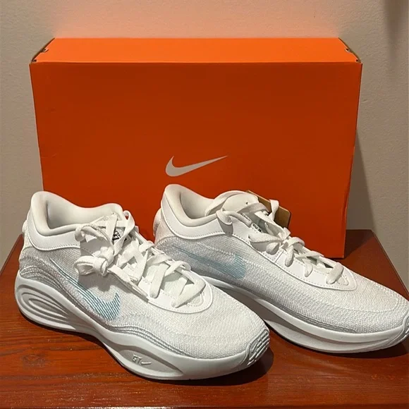 Nike GT Hustle Academy Basketball Shoes - Picture 3 of 15